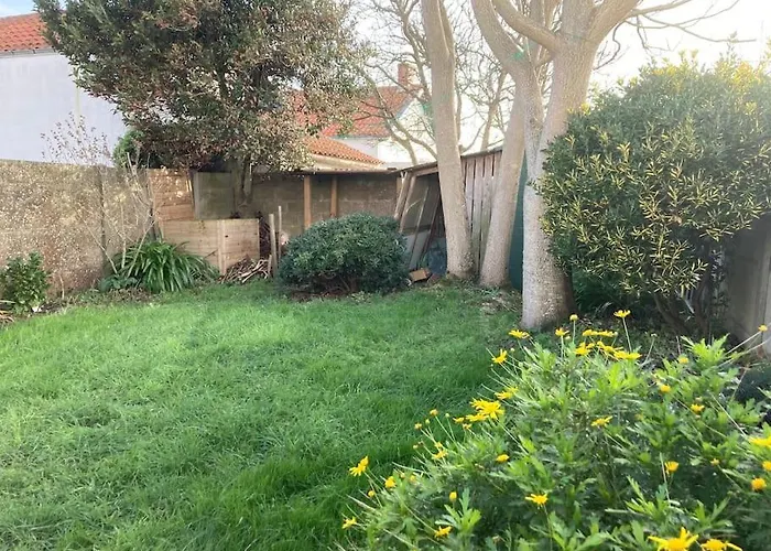 Maison Pecheur Centre Gilles Croix De Vie Avec Menage Et Draps Inclus סן-ז'יל-קרואה-דה-וי